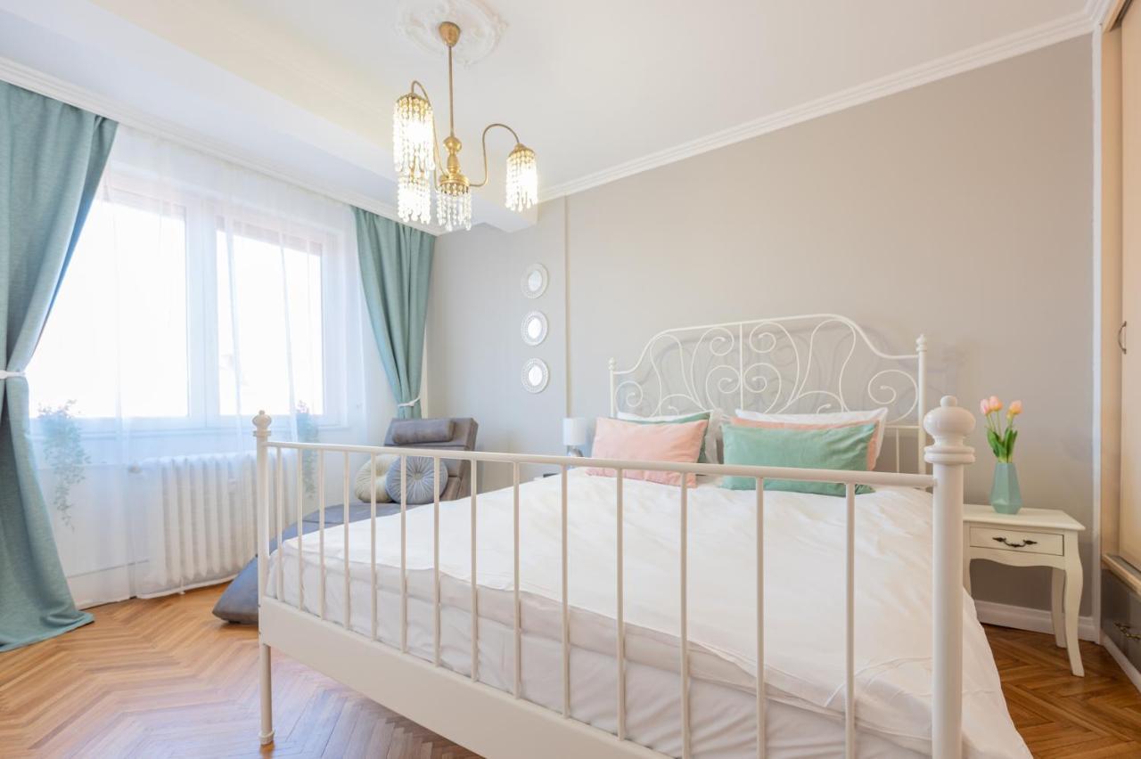 Haga Flat Apartment ออราแด ภายนอก รูปภาพ